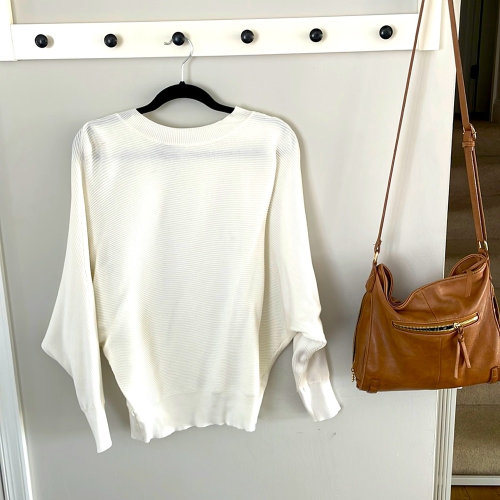 Lulus white sweater
